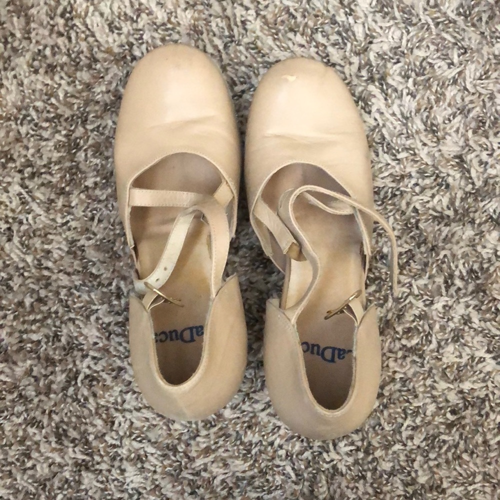 LaDuca Dance/Character Shoes